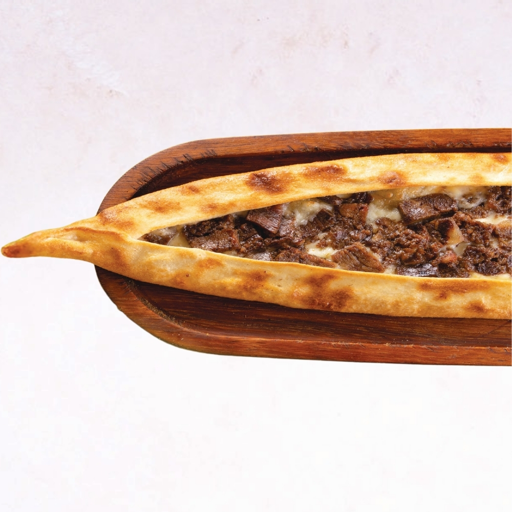 Kavurmalı Kaşarlı Pide
